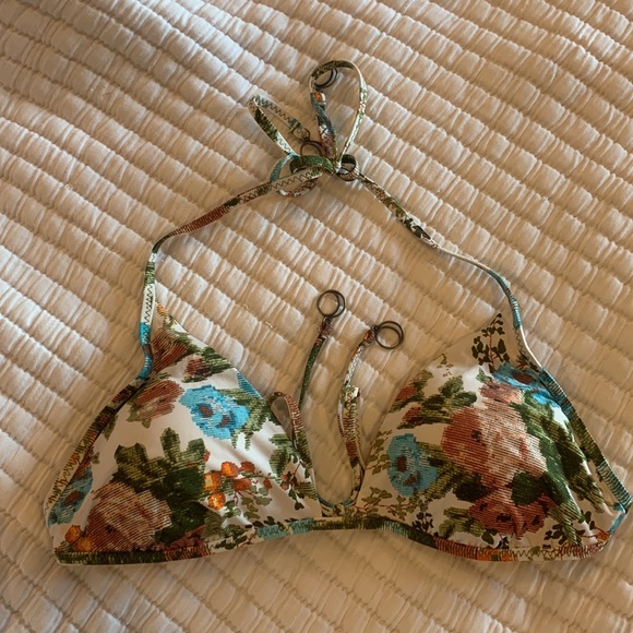 Soluna Swim Reversible Roses Halter Bikini Top SZ L NWOT - Picture 4 of 5